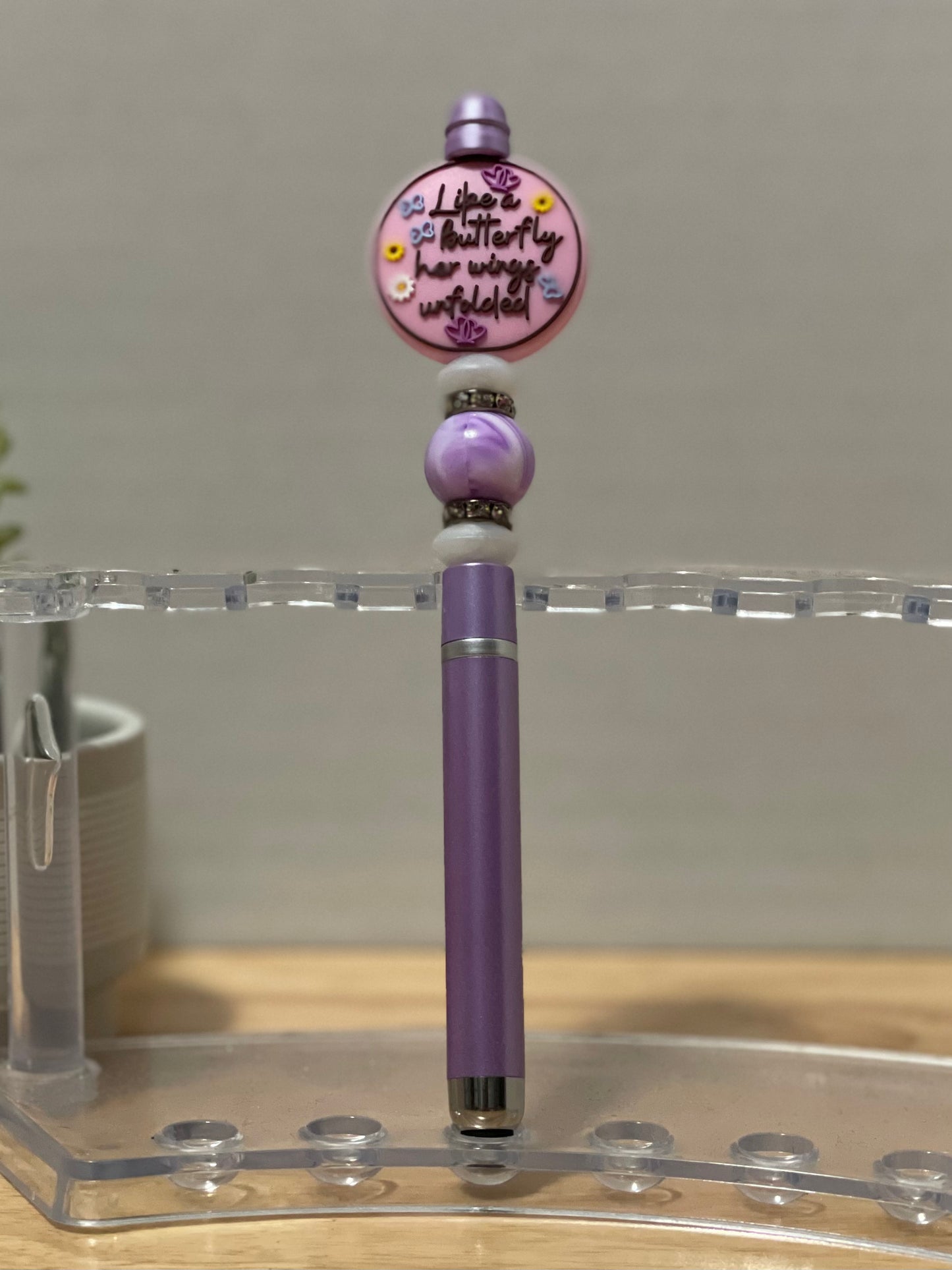 Beaded stylus pen