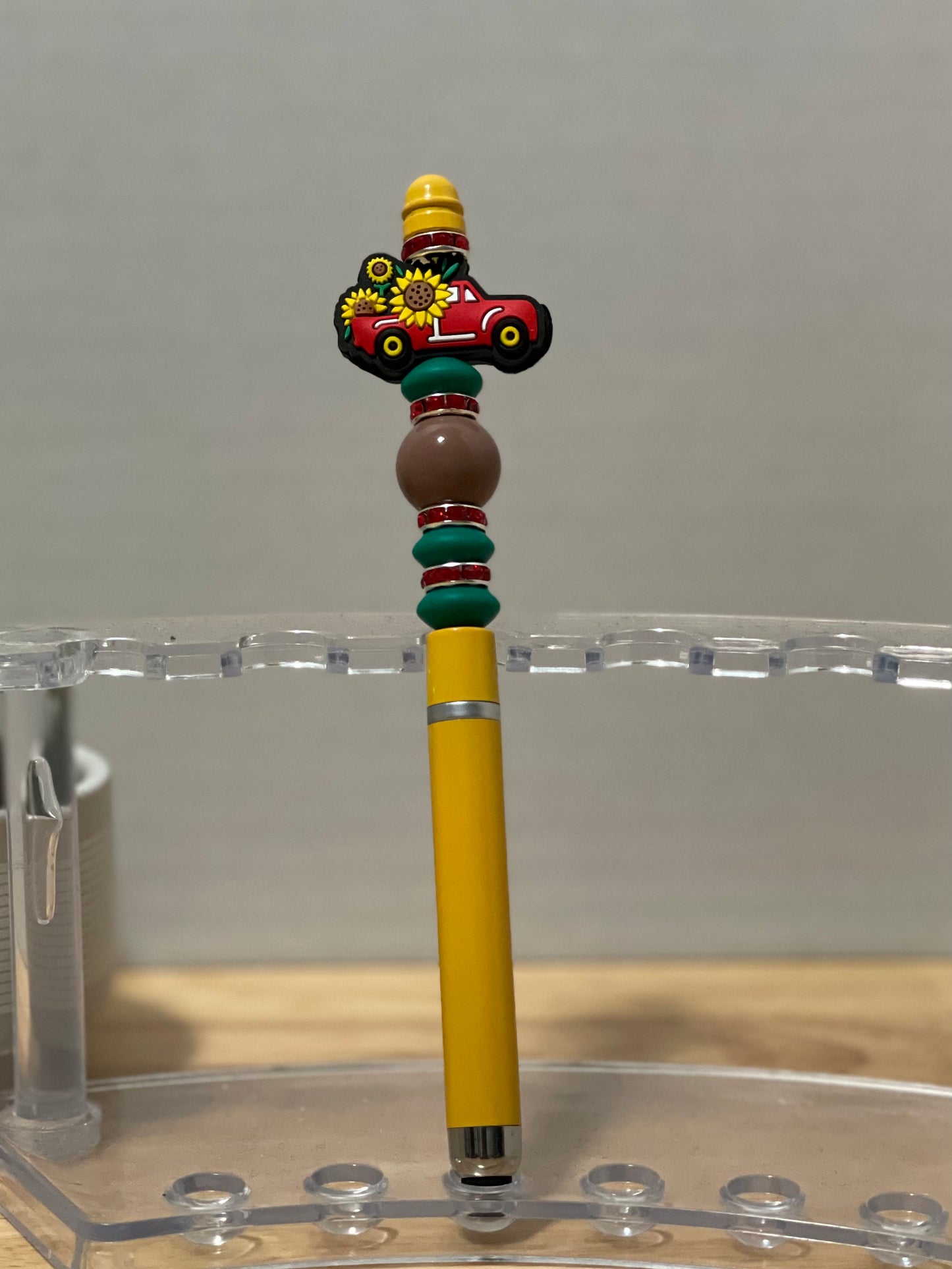 Beaded stylus pen