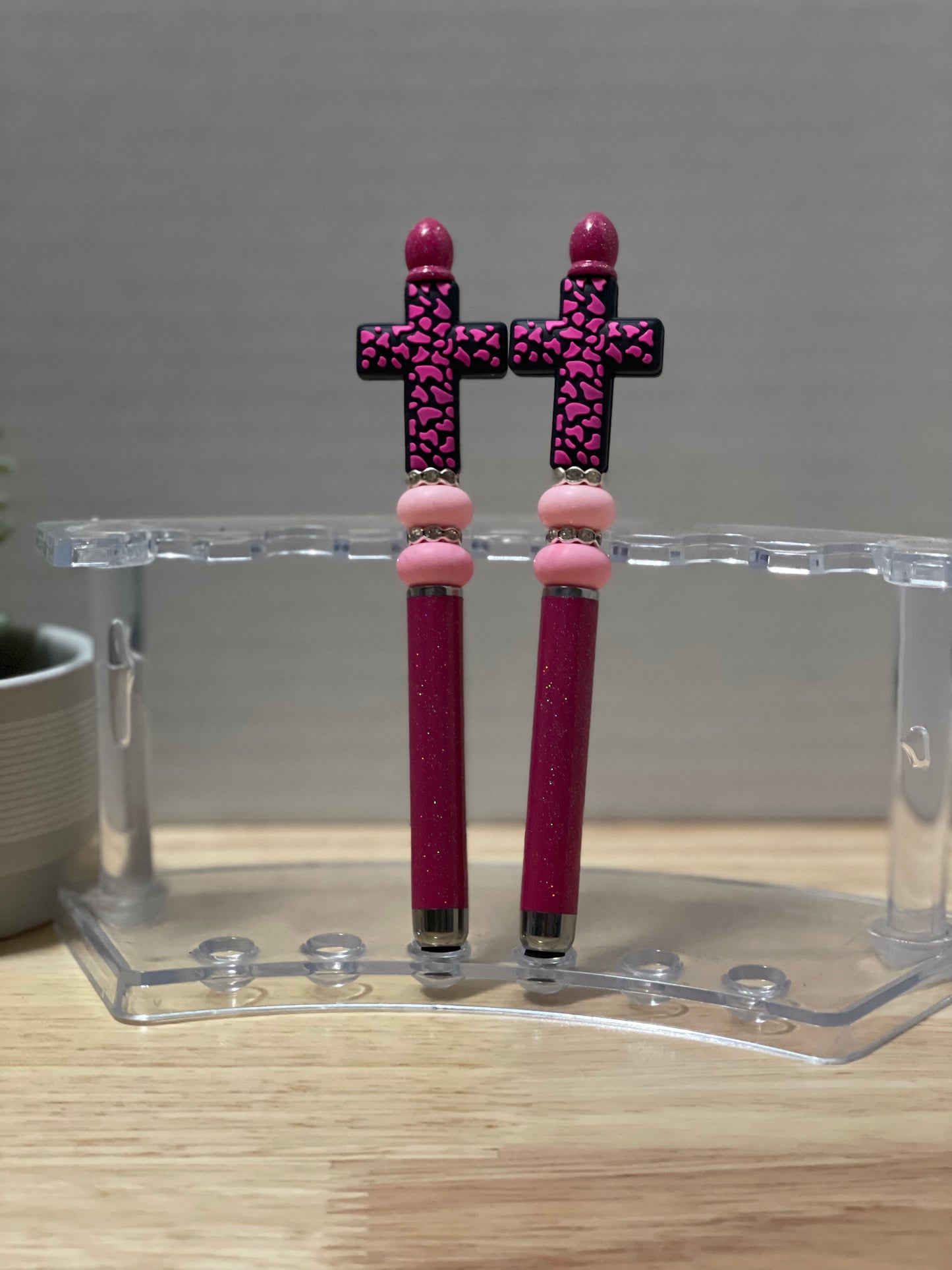 Beaded stylus pen
