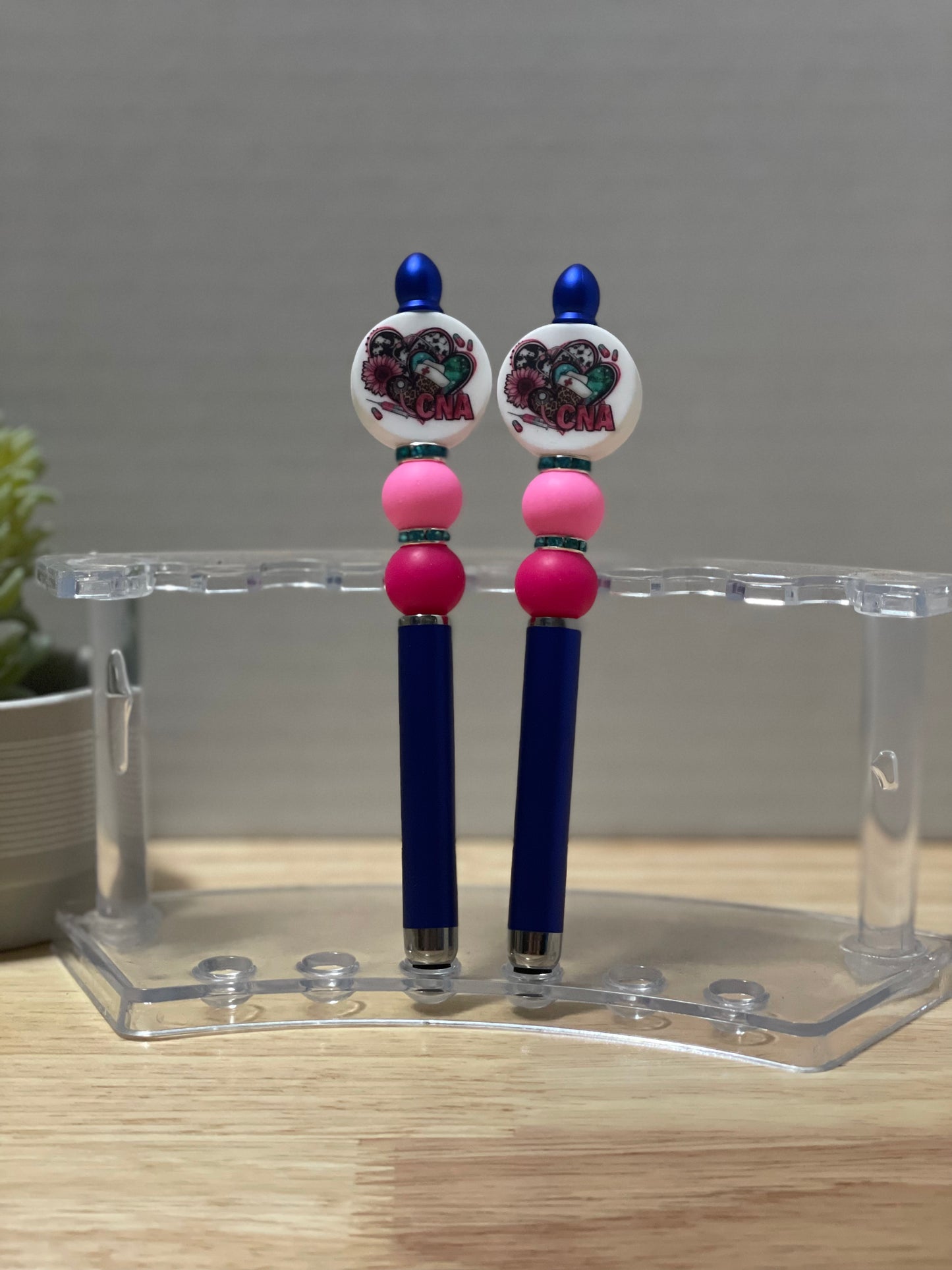 Beaded stylus pen