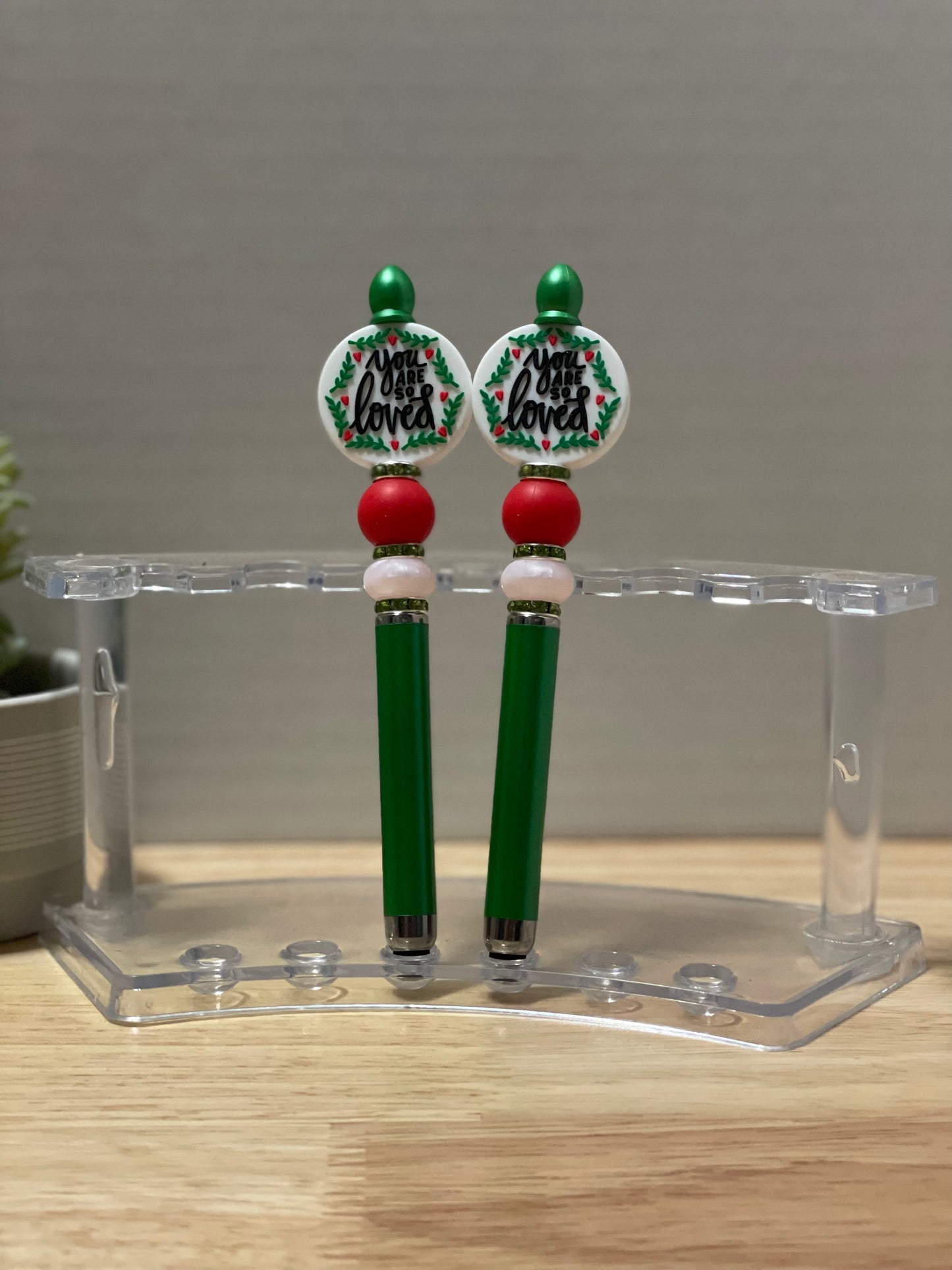 Beaded stylus pen
